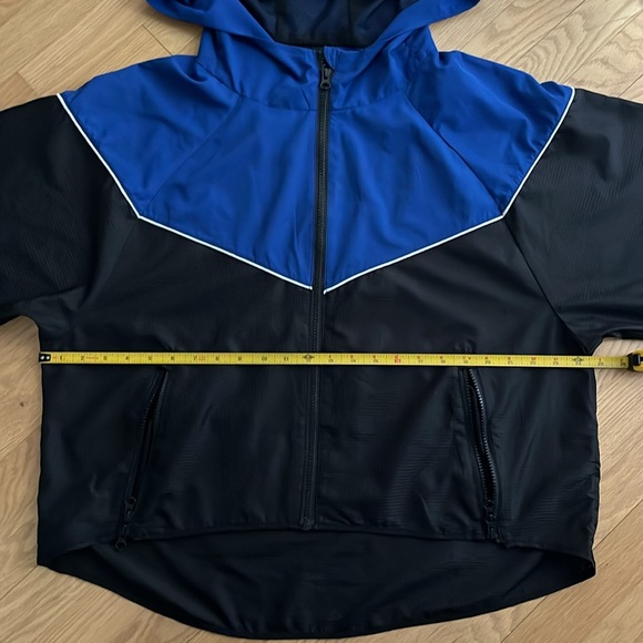 IVY PARK Blue and Black Jacket with Chevron Design - Picture 6 of 11